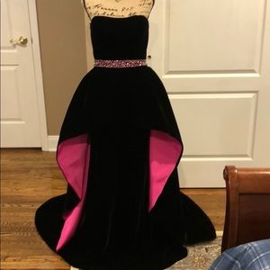 Sherri Hill Black Velvet Gown